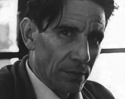 Nació César Rengifo
